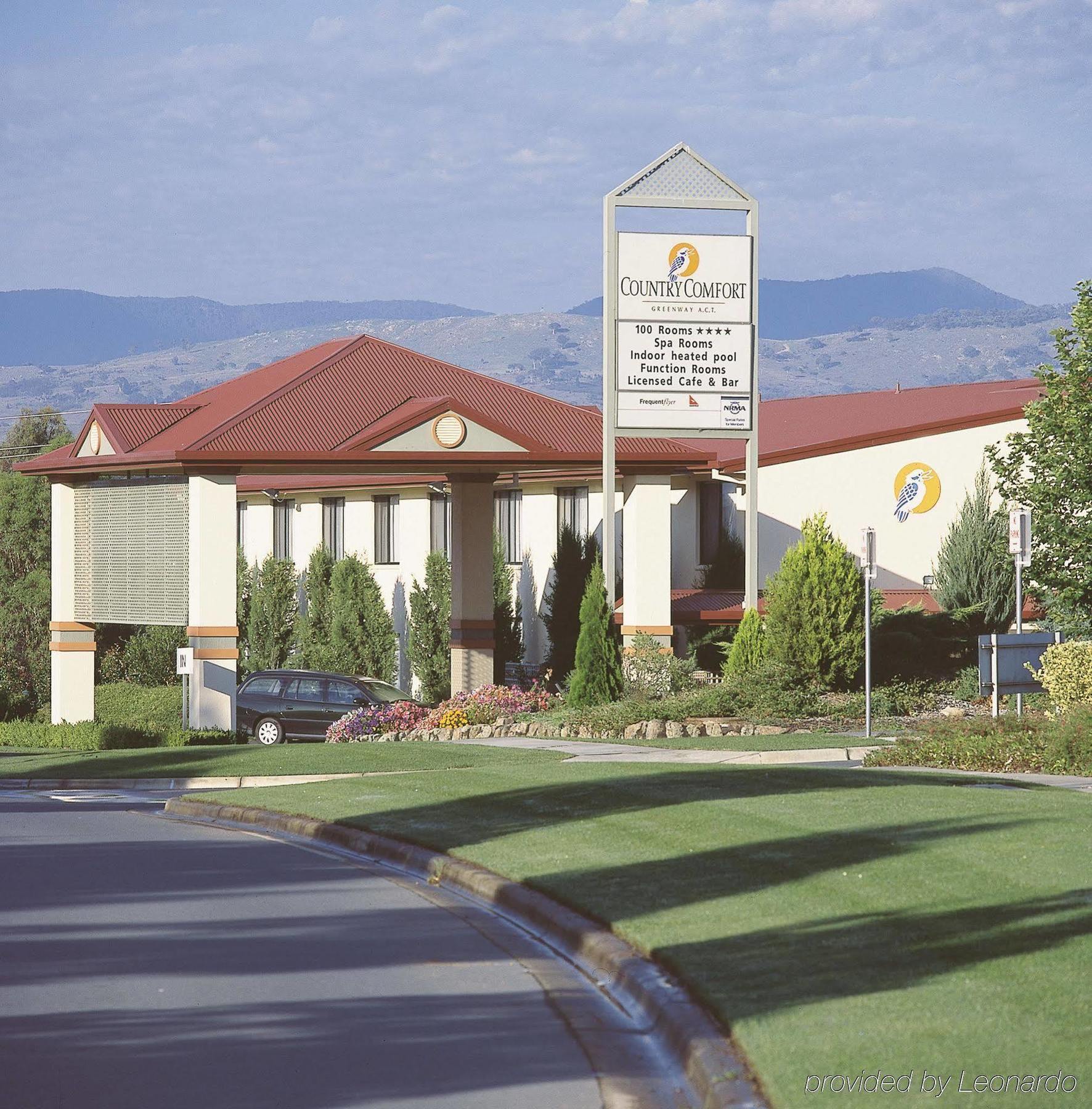 Alpha Hotel Canberra Eksteriør bilde